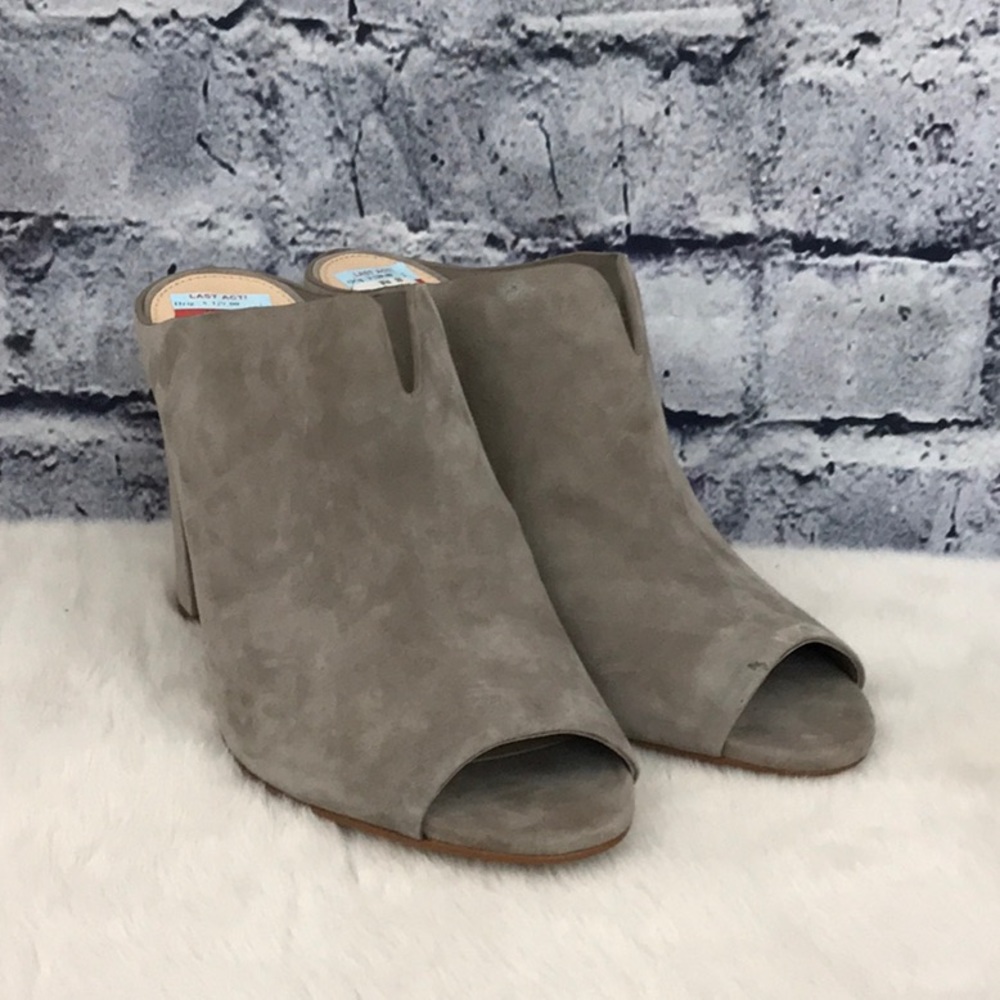 Vince Camuto Heeled Mules 08470